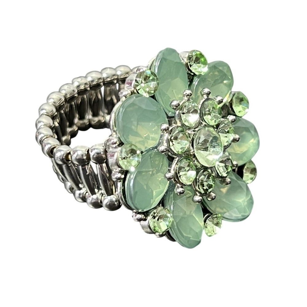 Fashion Statement Ring Green Gemstone Cluster Floral Stretch Band Silver Tone